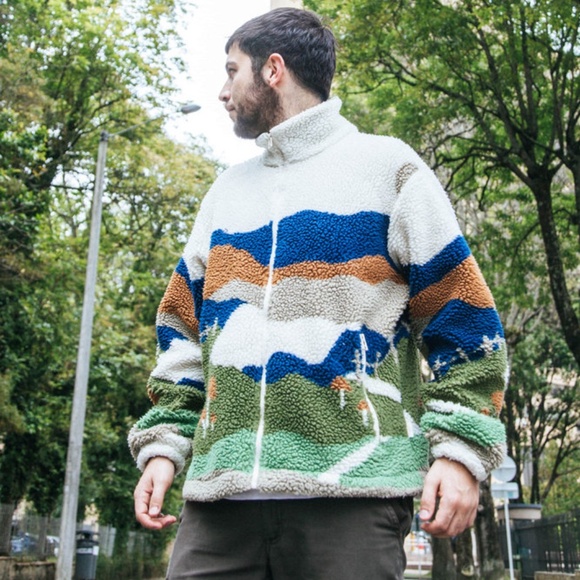 Urban Outfitters Other - URBAN OUTFITTERS Mens Landscape Print Sherpa Zip-Front Jacket EUC/sz M